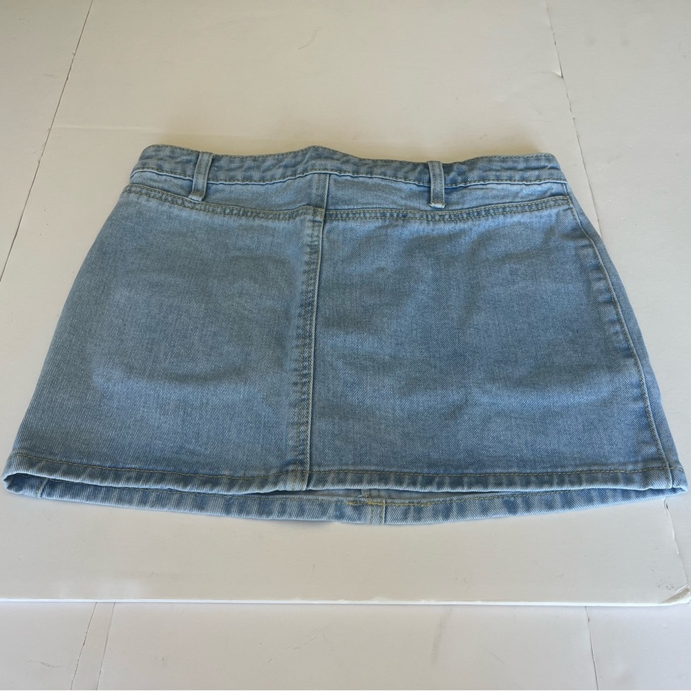 COPY - PrettyLittleThing Light Blue Denim Mini Skirt Size 6 - Picture 3 of 6